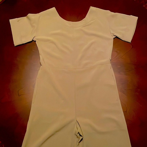Everlane Japanese GoWeave Short-Sleeve Wide Leg Jumpsuit - Picture 4 of 4